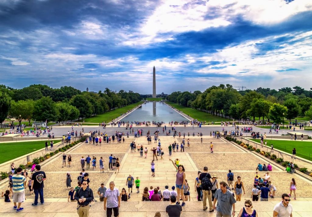 Washington enfrenta noches frescas y lluvias dispersas