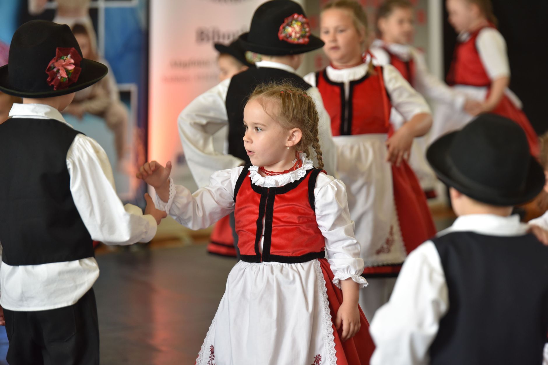 children performing traditional hungarian dance